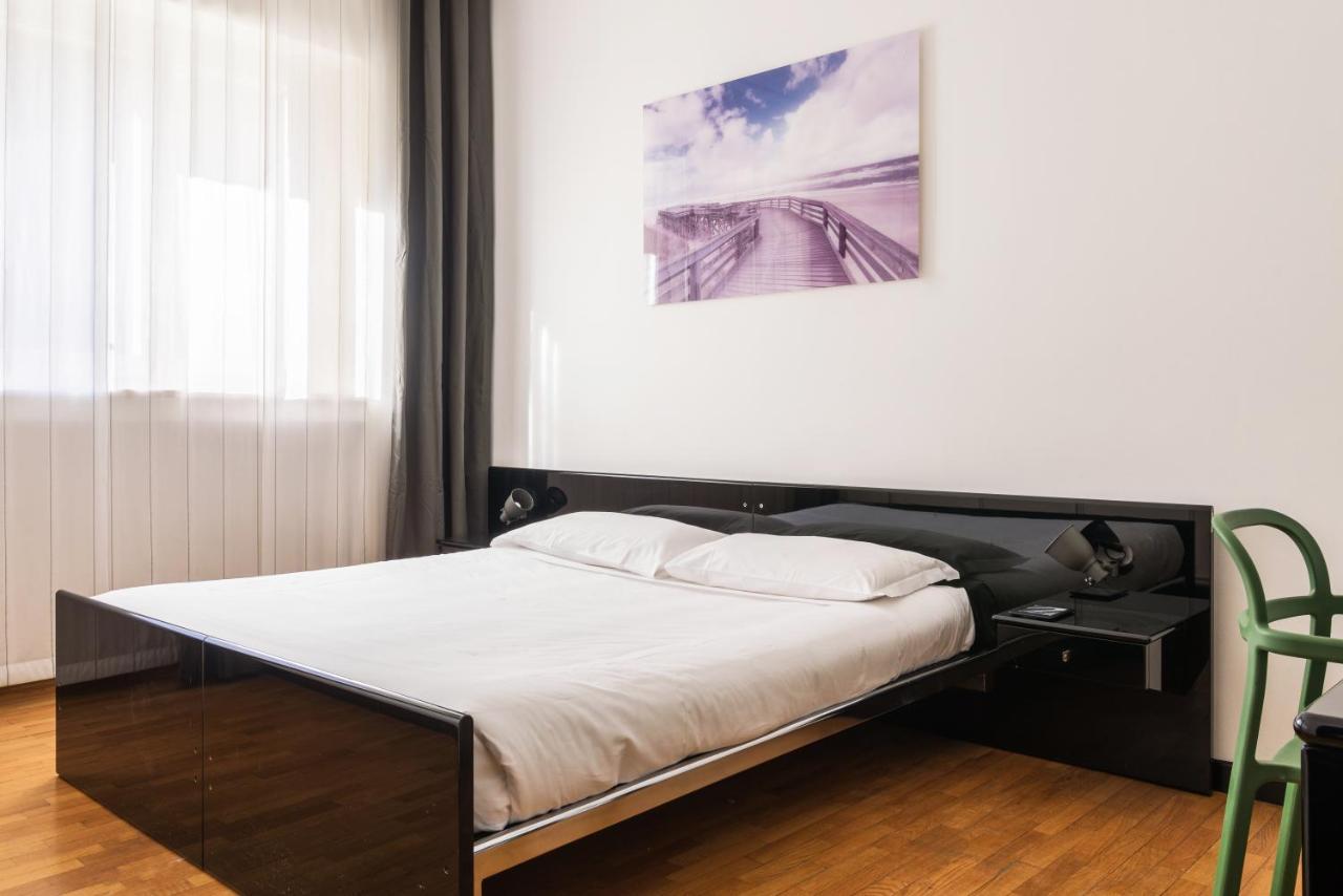 Foresteria Monti Apartment Milan Bagian luar foto